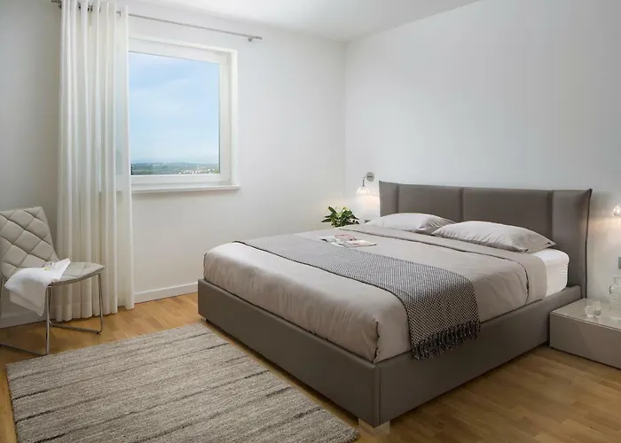 Semesterbostad L - With 2 Separate Units *