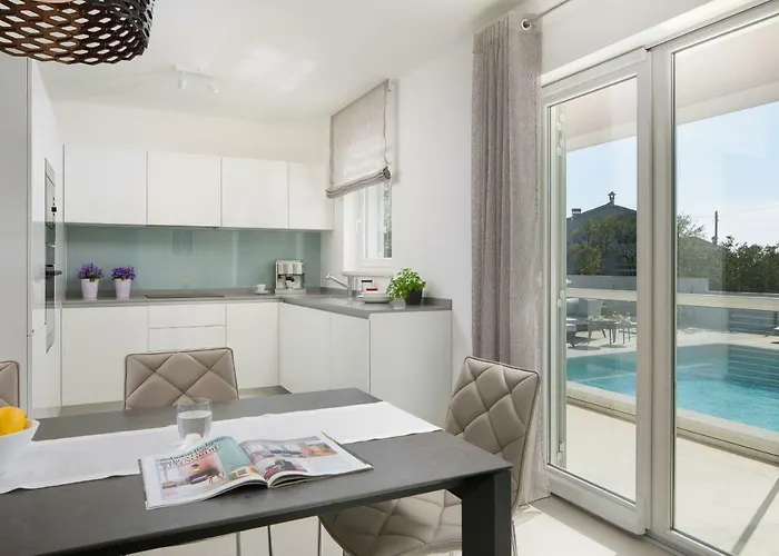 L - With 2 Separate Units