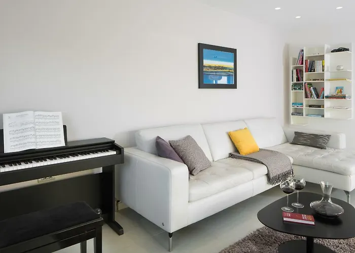 L - With 2 Separate Units Semesterbostad