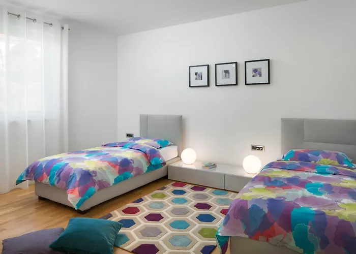 L - With 2 Separate Units * 라빈